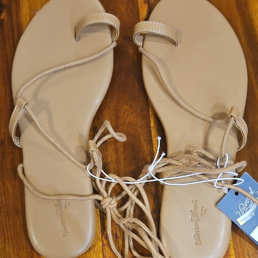 Naturalizer Women's Beige Lace-Up Sandals